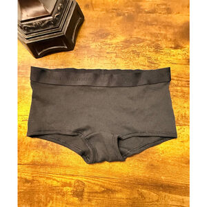 Victoria's Secret black shortie panty size s/p/ch bnwt